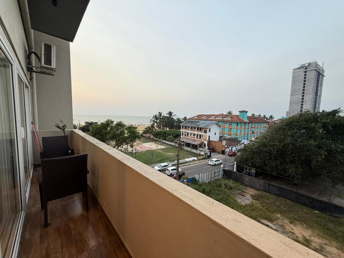 Ocean Breeze Negombo- Tidesend Luxury Beach Apartments Quarto foto